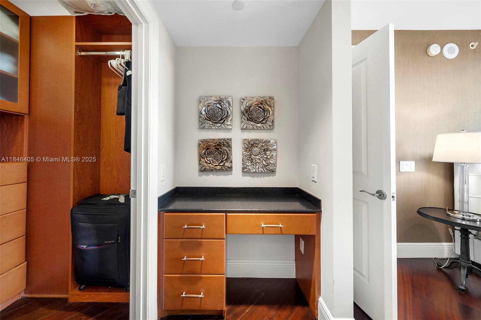 BELLAMARE @ WILLIAMS ISLA - Residential Lease