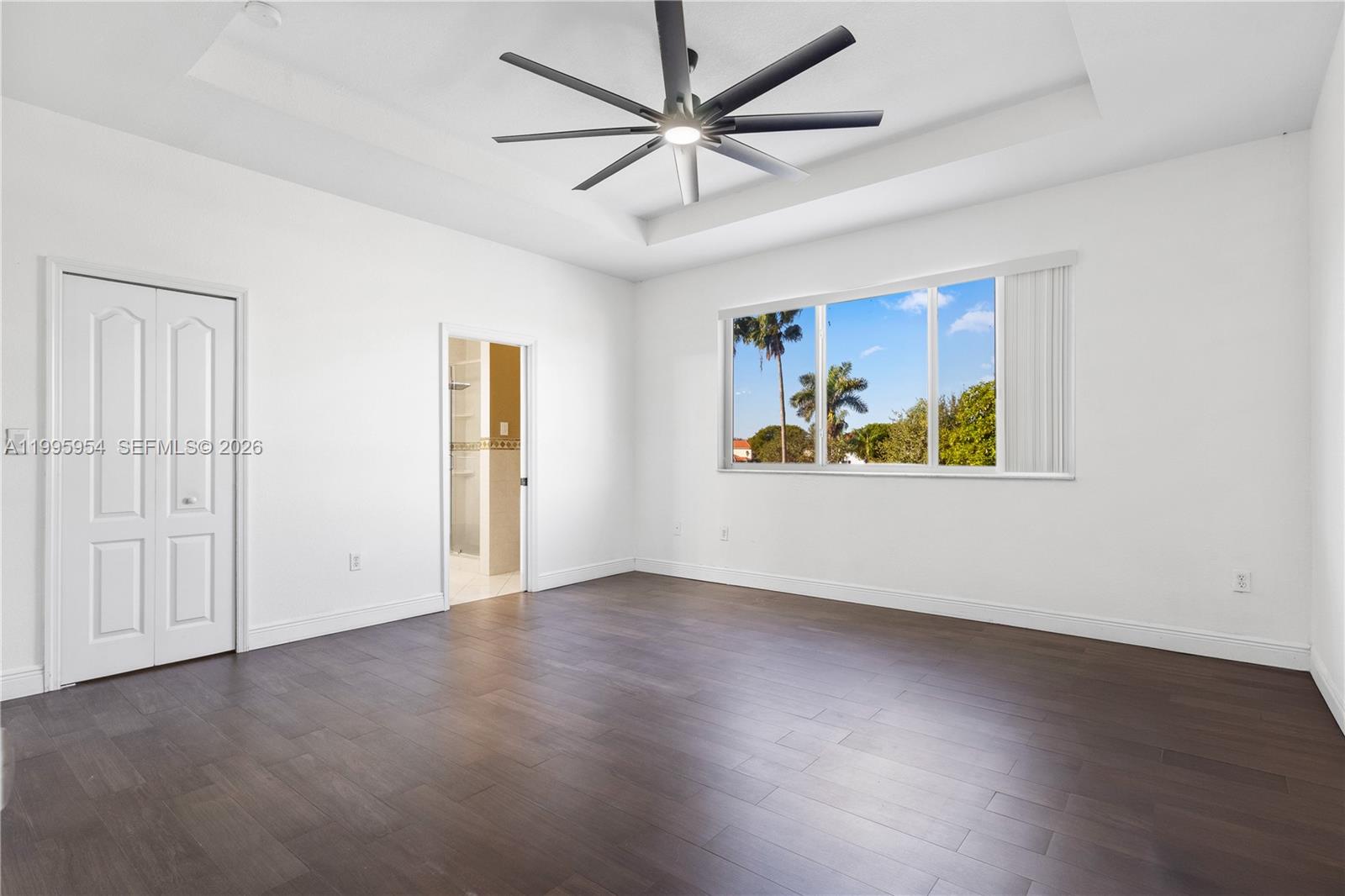 A B AT TAMIAMI TRAIL PHAS - Residential Lease