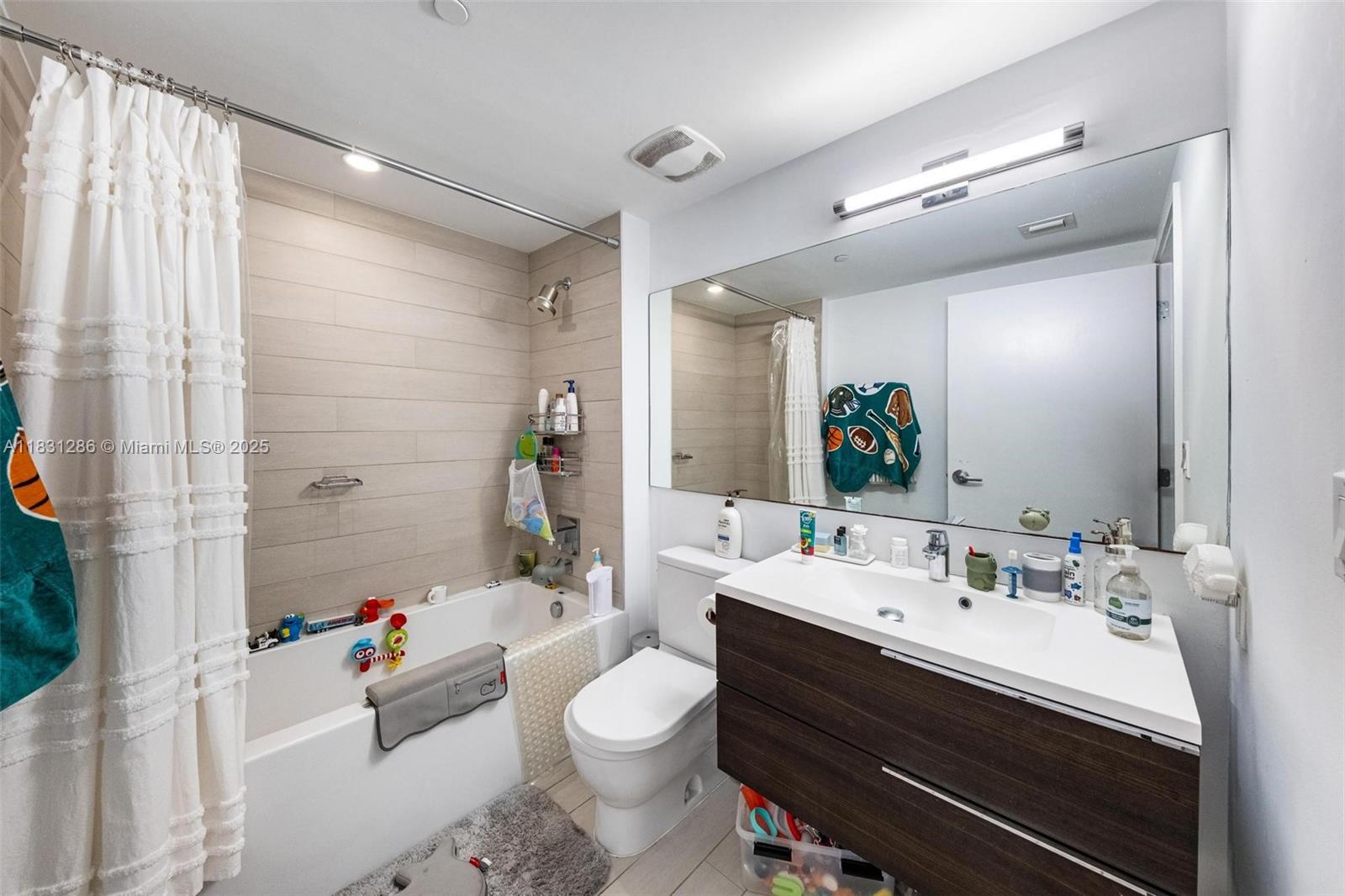 KAI AT BAY HARBOR CONDO - Residential