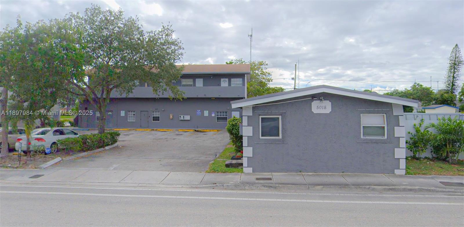 CARVER RANCHES - Residential Income