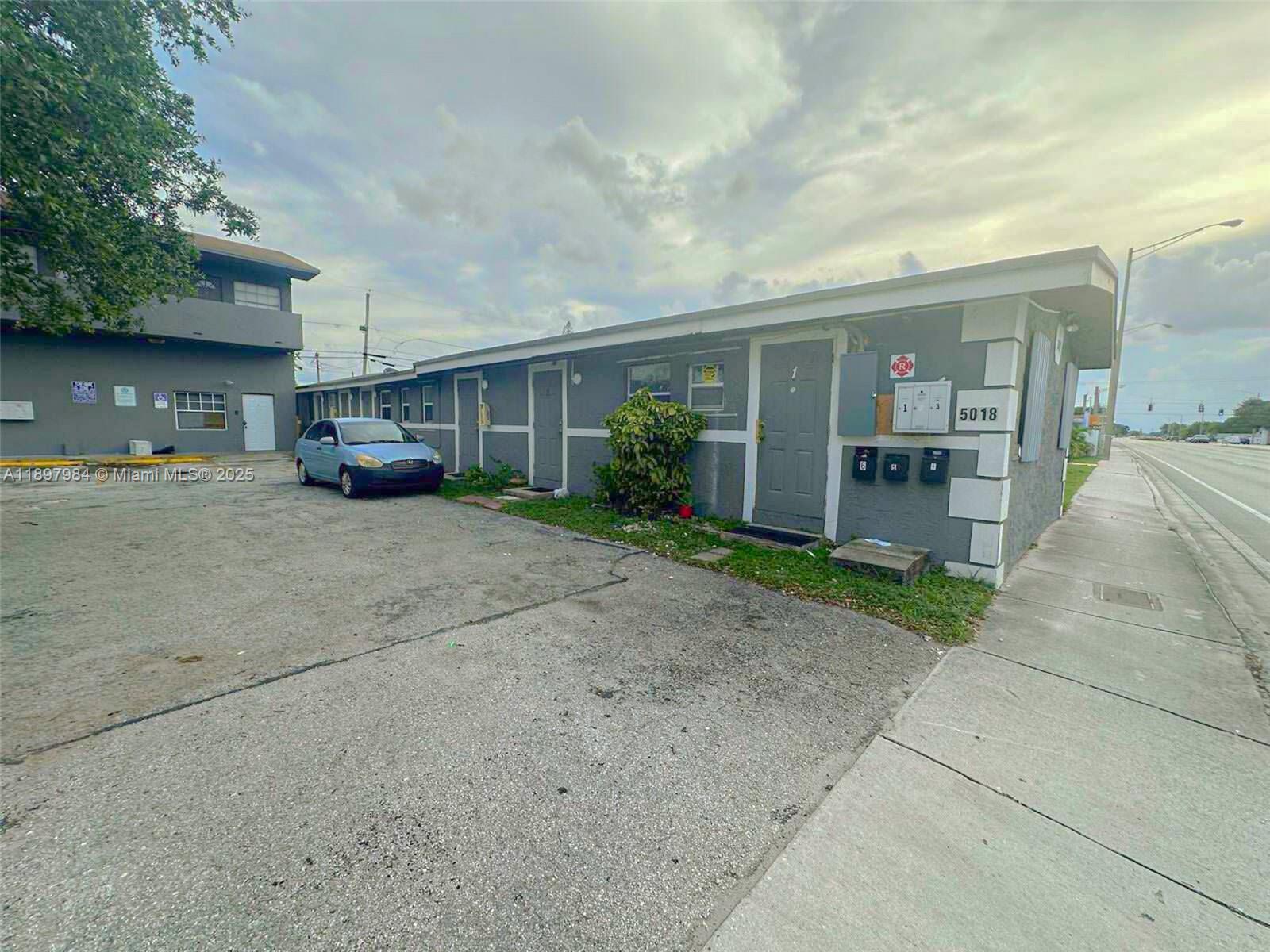 CARVER RANCHES - Residential Income