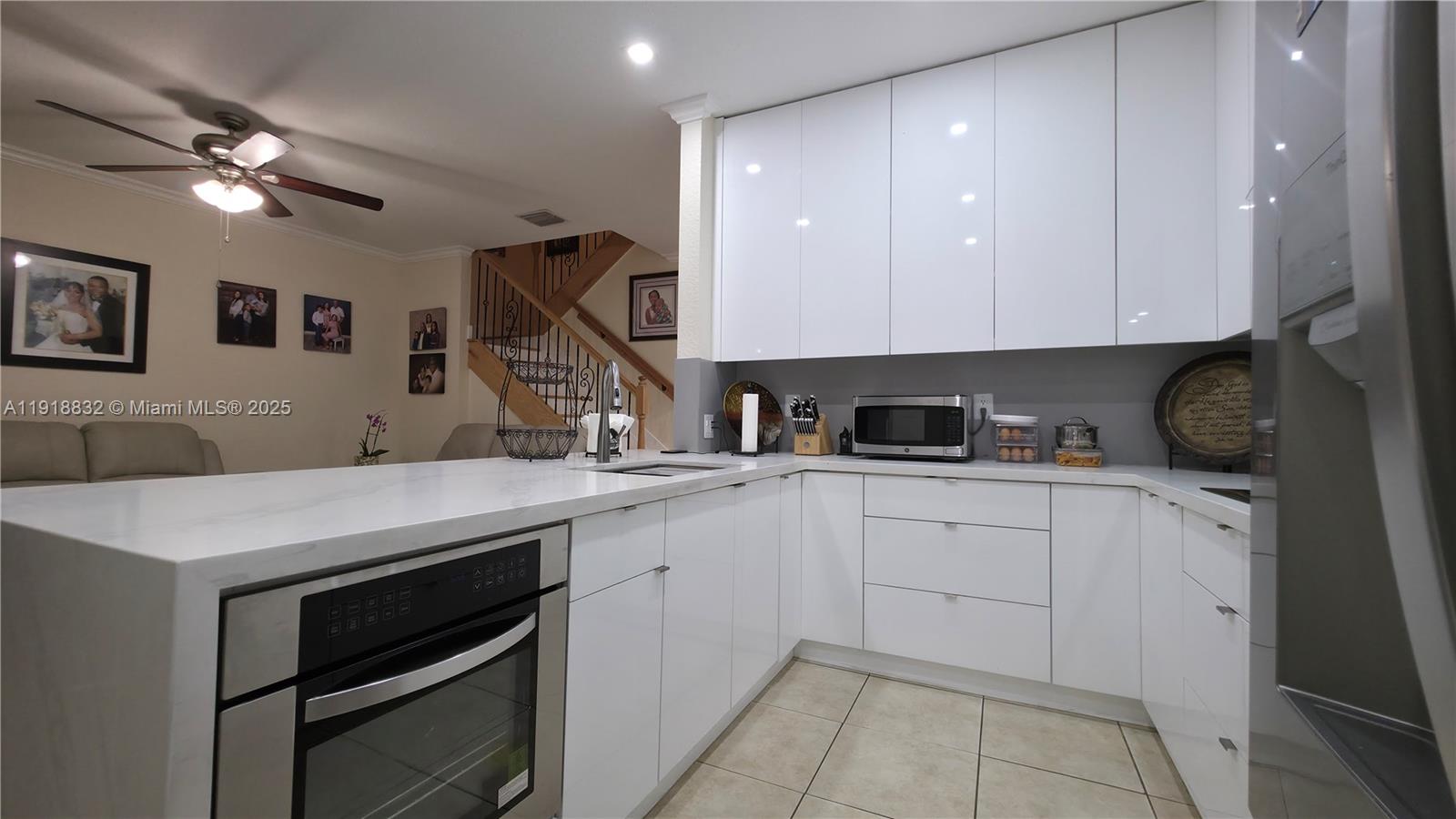 COURTS AT TUSCANY - Residential