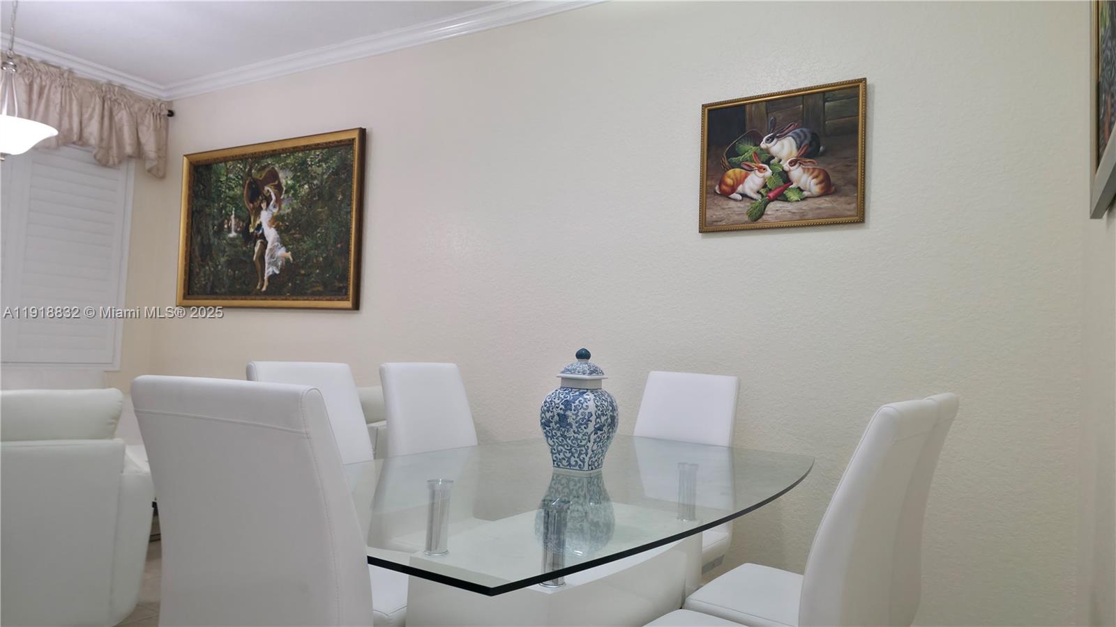 COURTS AT TUSCANY - Residential