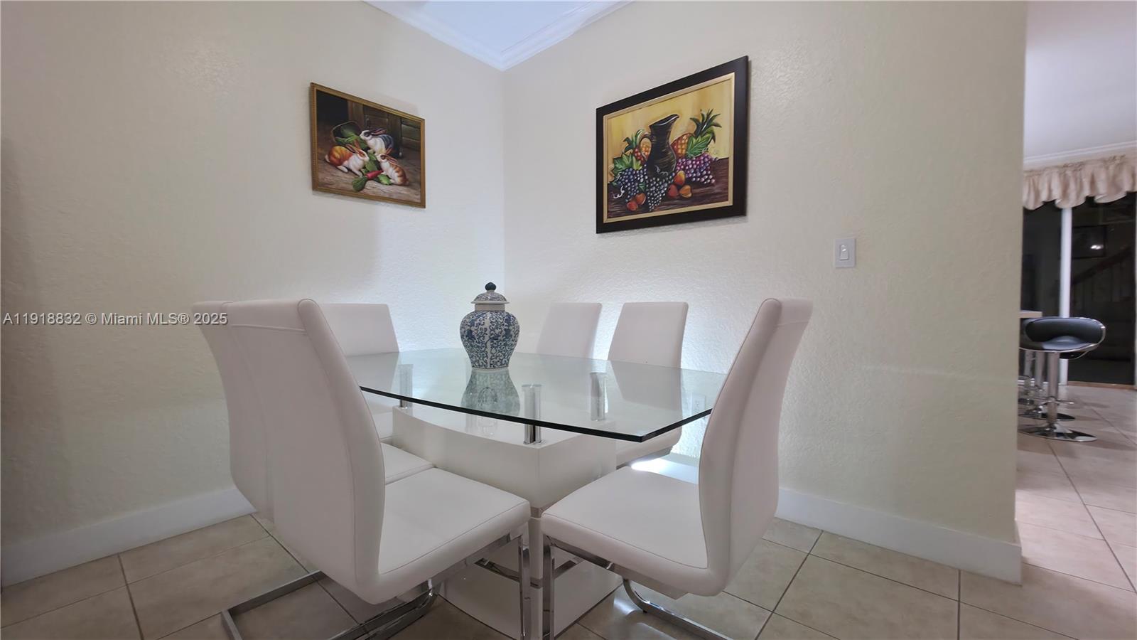 COURTS AT TUSCANY - Residential