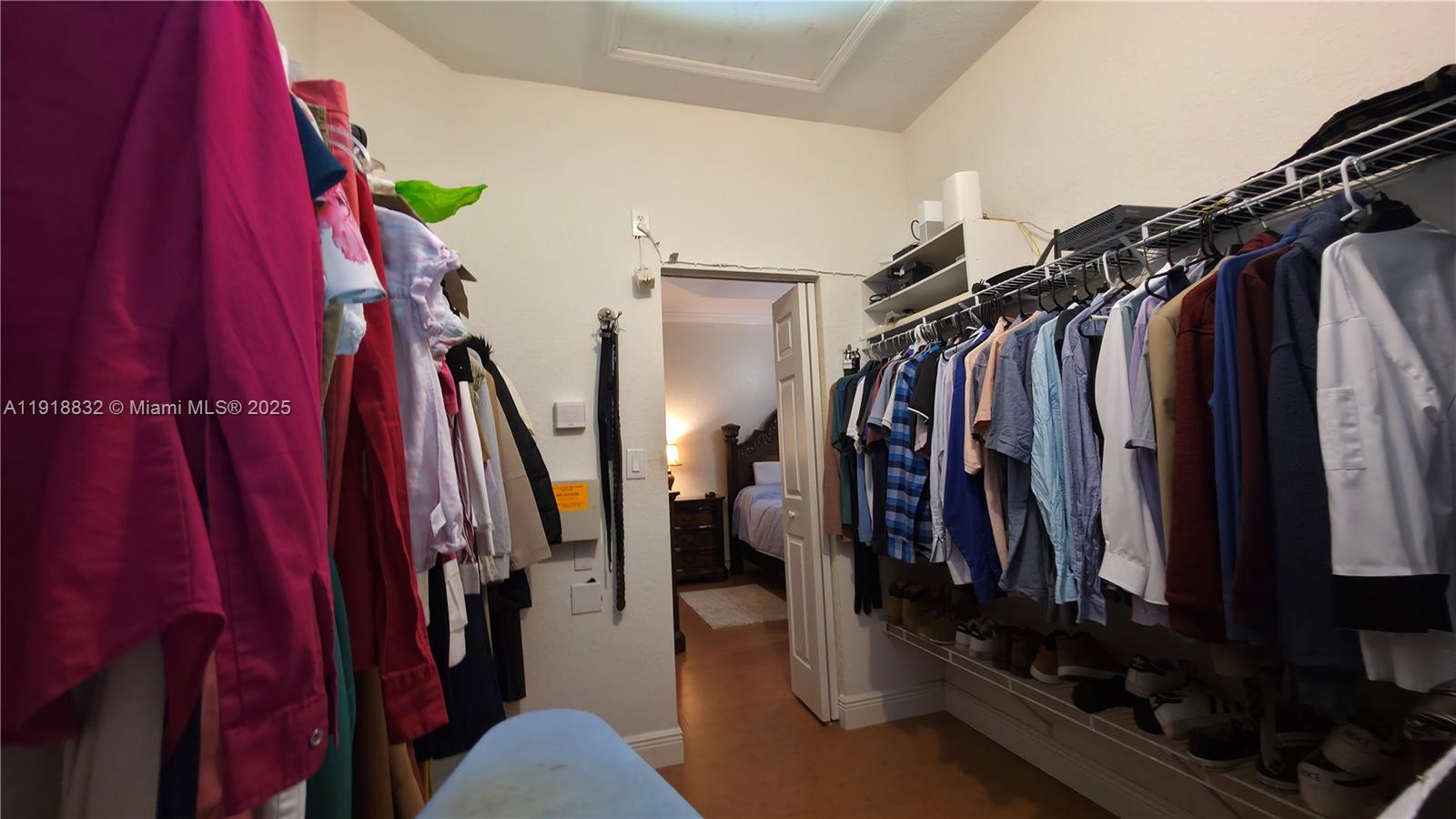 COURTS AT TUSCANY - Residential