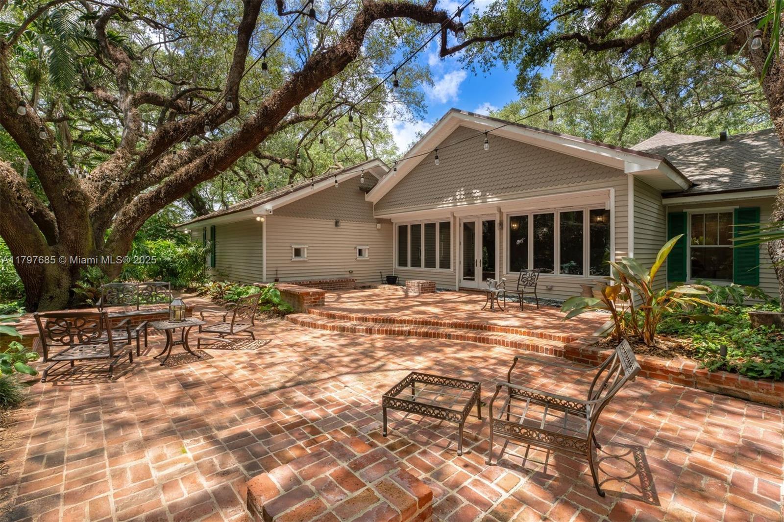 Ponce Davis - Residential