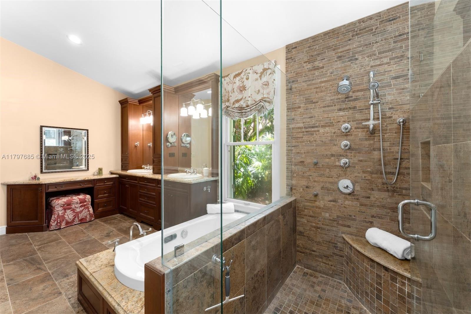 Ponce Davis - Residential