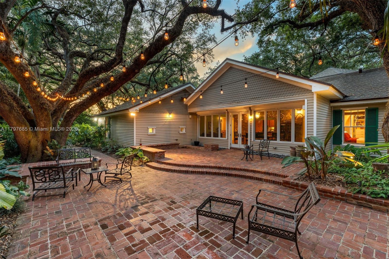 Ponce Davis - Residential