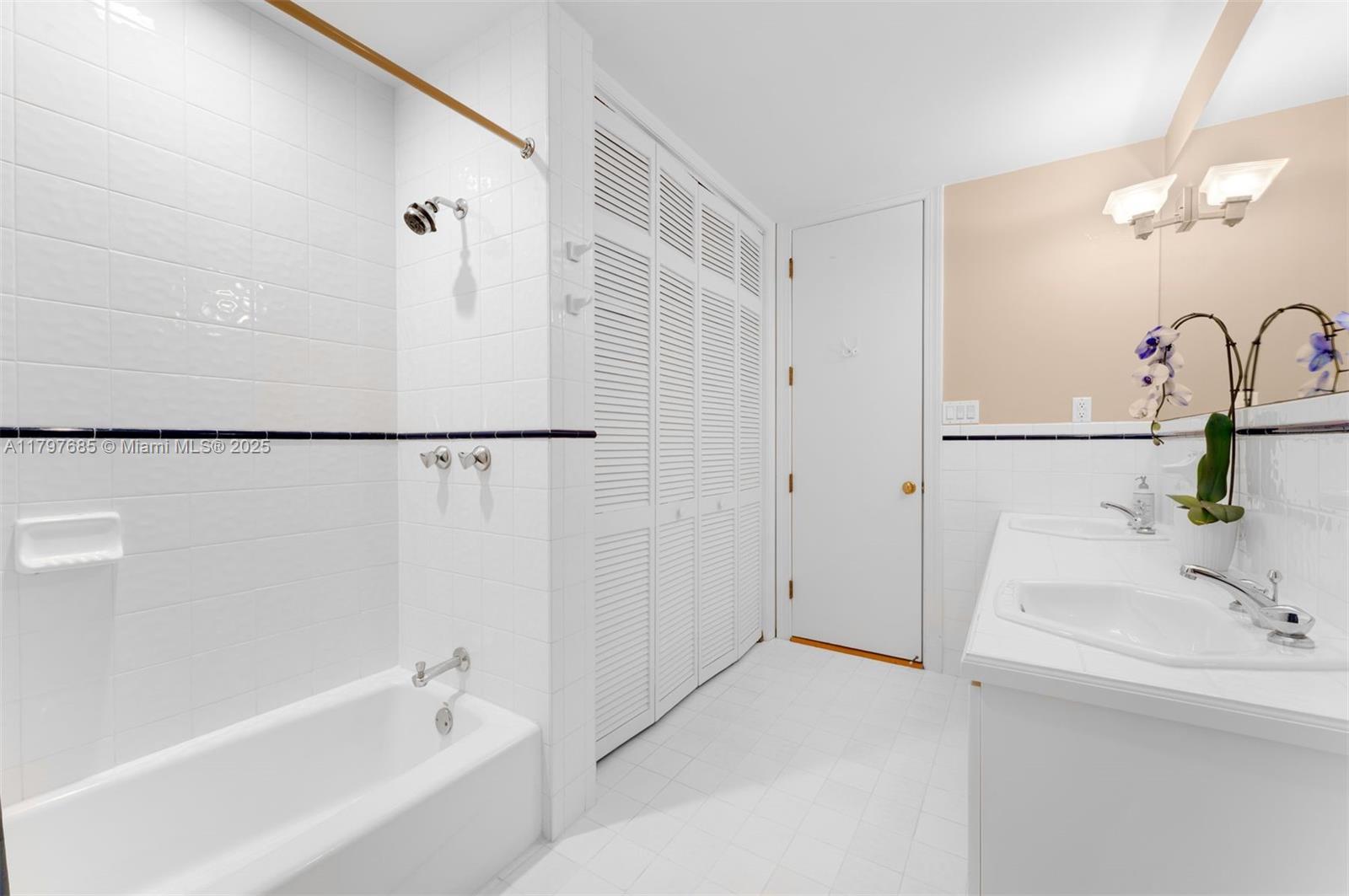 Ponce Davis - Residential