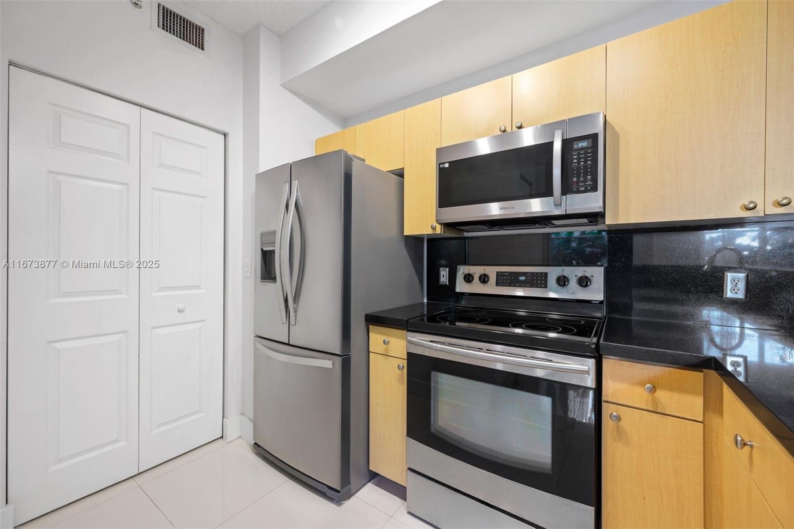 REGENT PARK CONDO - Residential