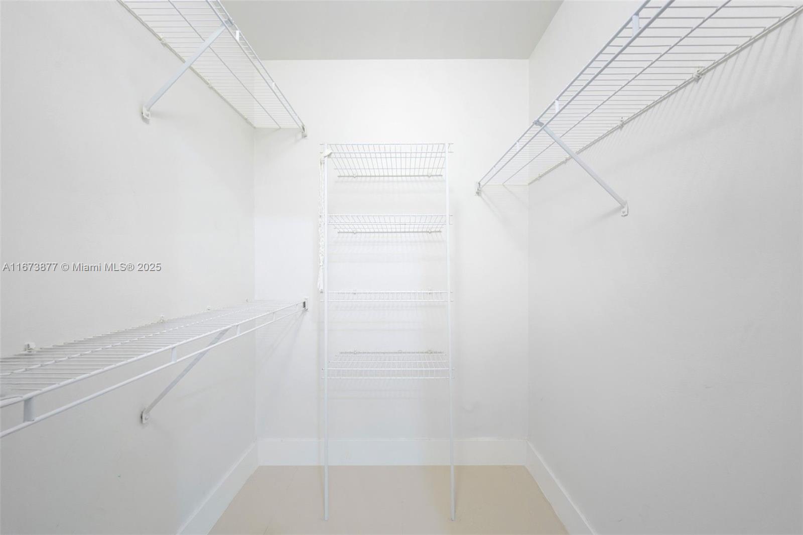 REGENT PARK CONDO - Residential