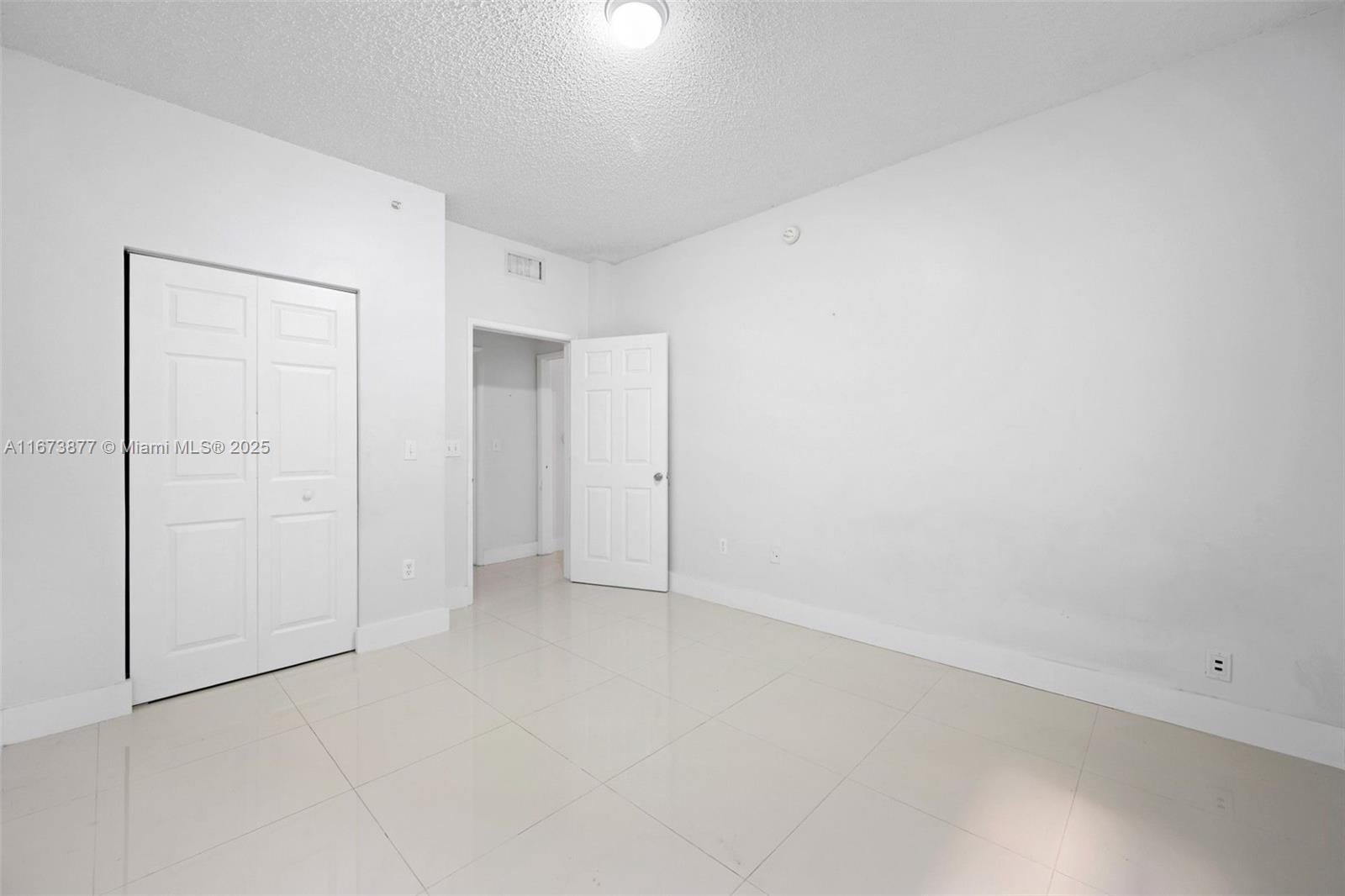 REGENT PARK CONDO - Residential