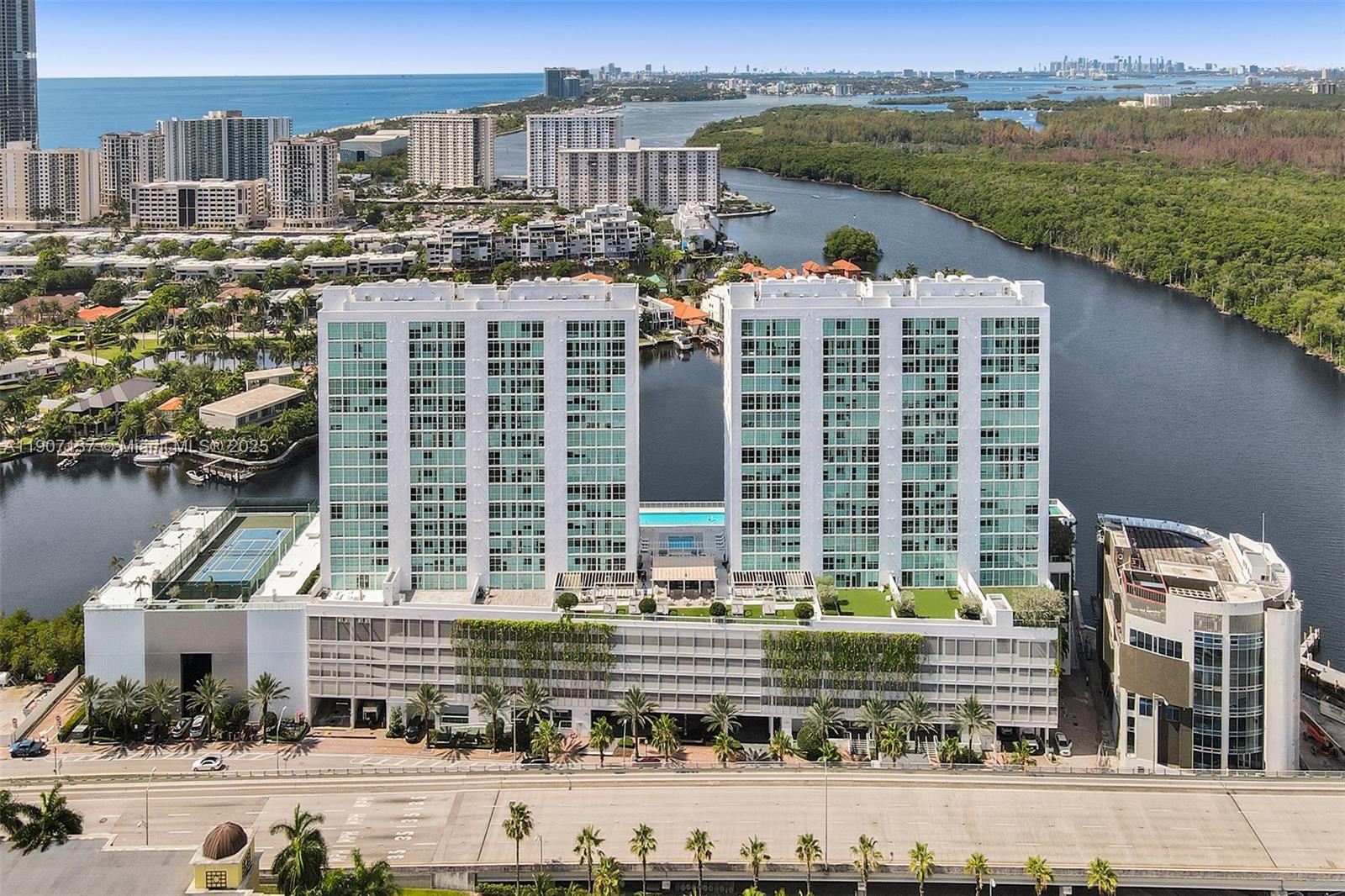 400 SUNNY ISLES CONDO EAS - Residential Lease