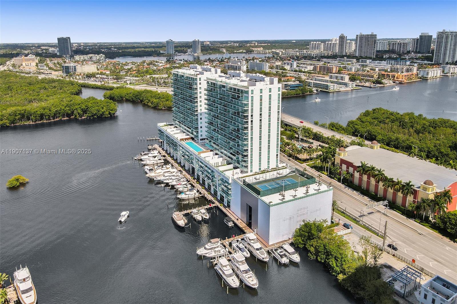 400 SUNNY ISLES CONDO EAS - Residential Lease