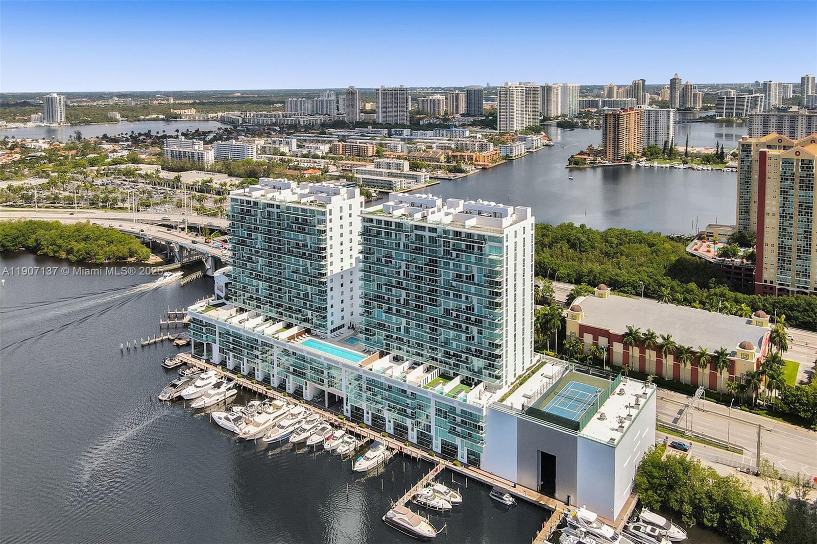 400 SUNNY ISLES CONDO EAS - Residential Lease