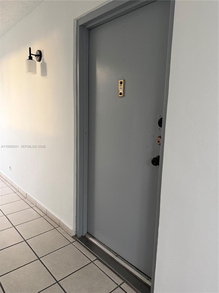 GOLFVIEW CL FONTAINBL PK - Residential Lease