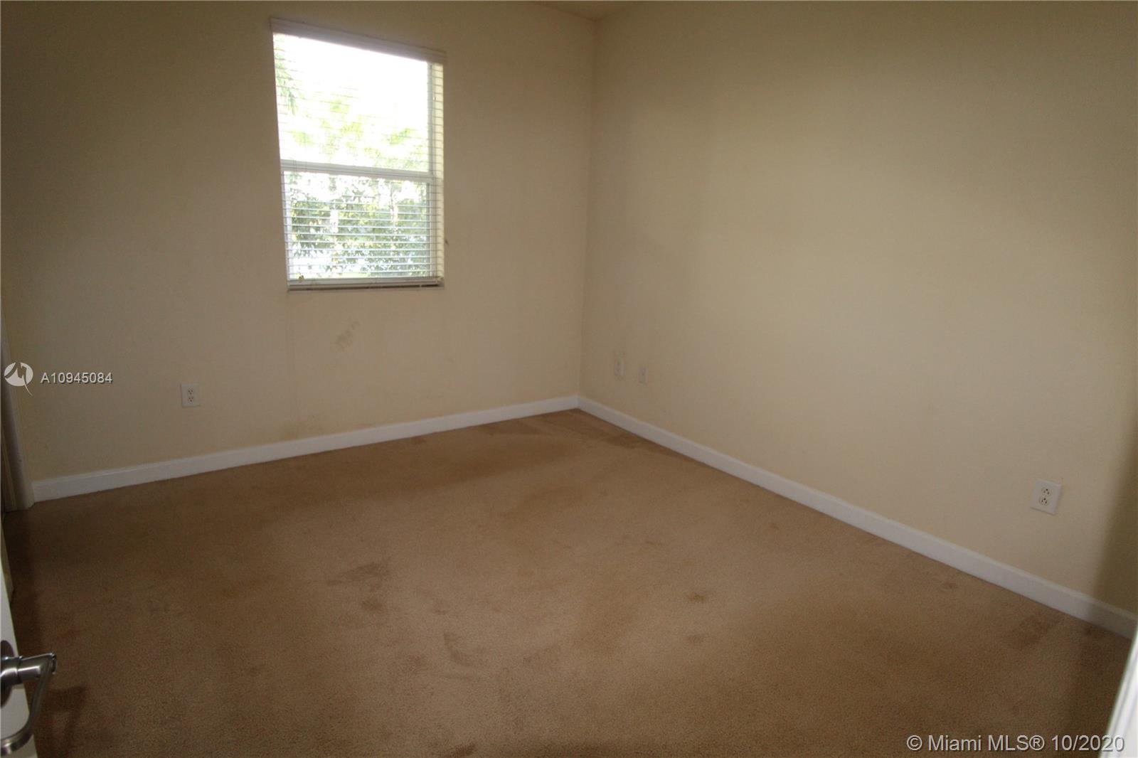 FIJI CONDO NO 3 - Residential