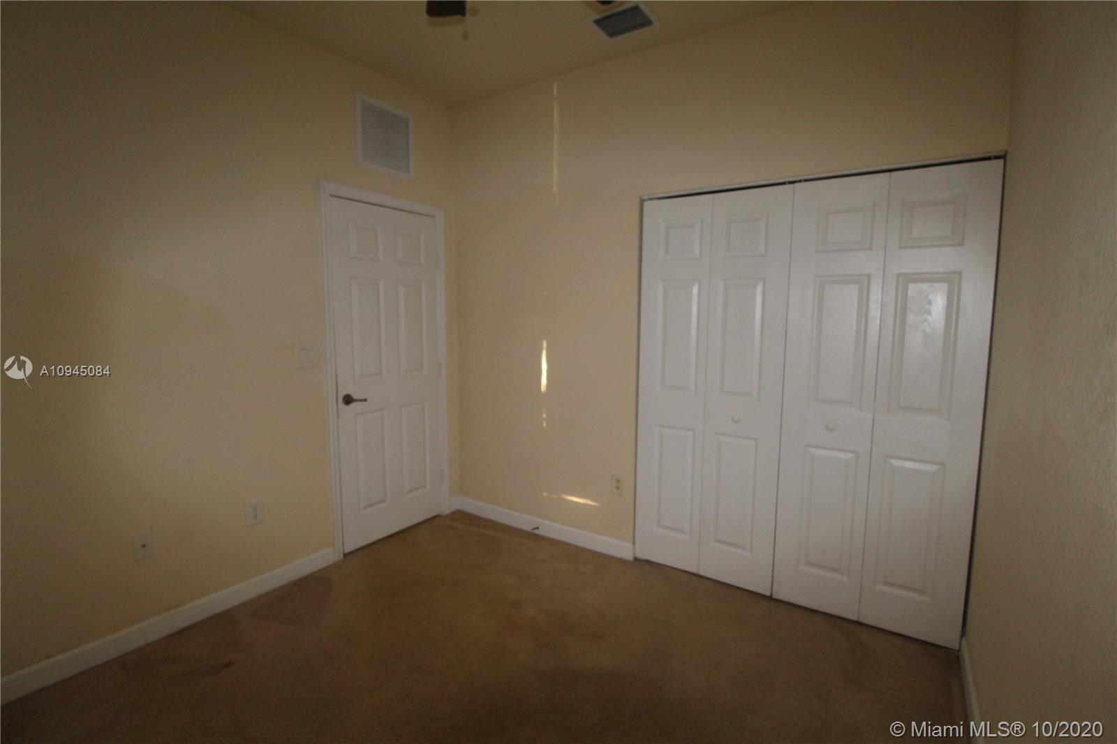 FIJI CONDO NO 3 - Residential