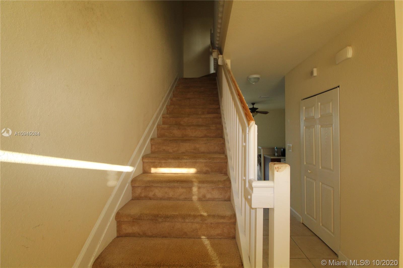 FIJI CONDO NO 3 - Residential