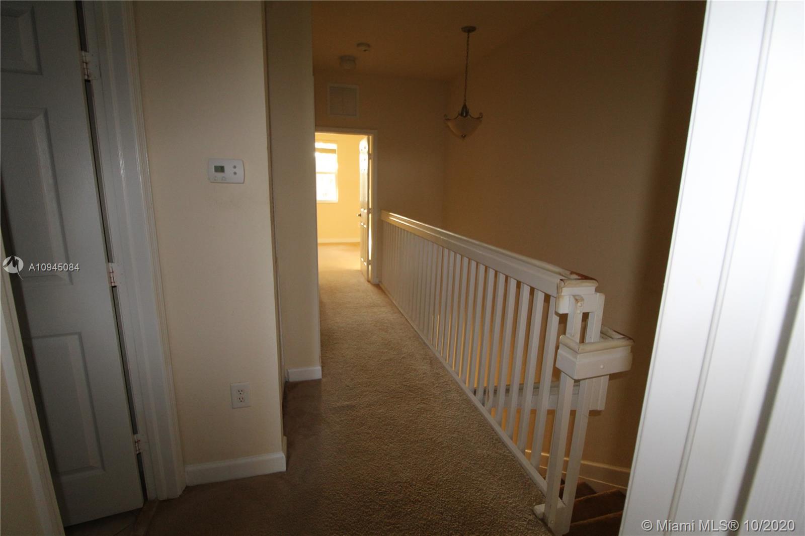 FIJI CONDO NO 3 - Residential