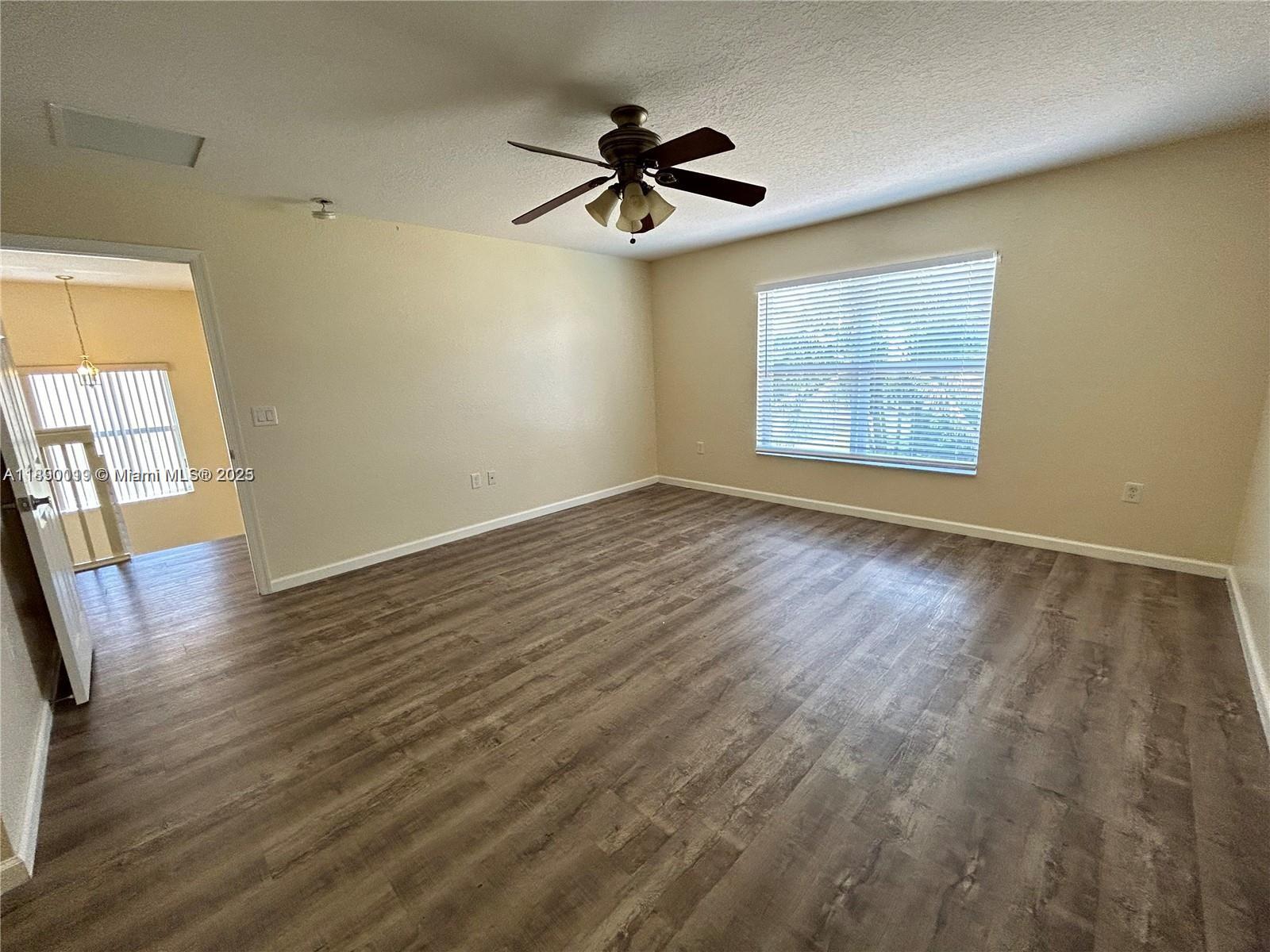 MINI ASSEMBLAGE PUD 1 - Residential Lease