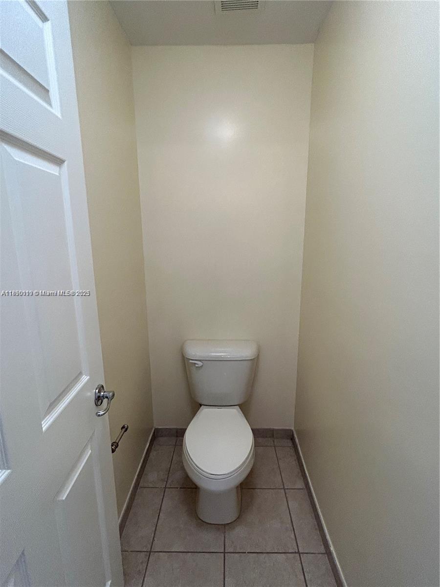 MINI ASSEMBLAGE PUD 1 - Residential Lease