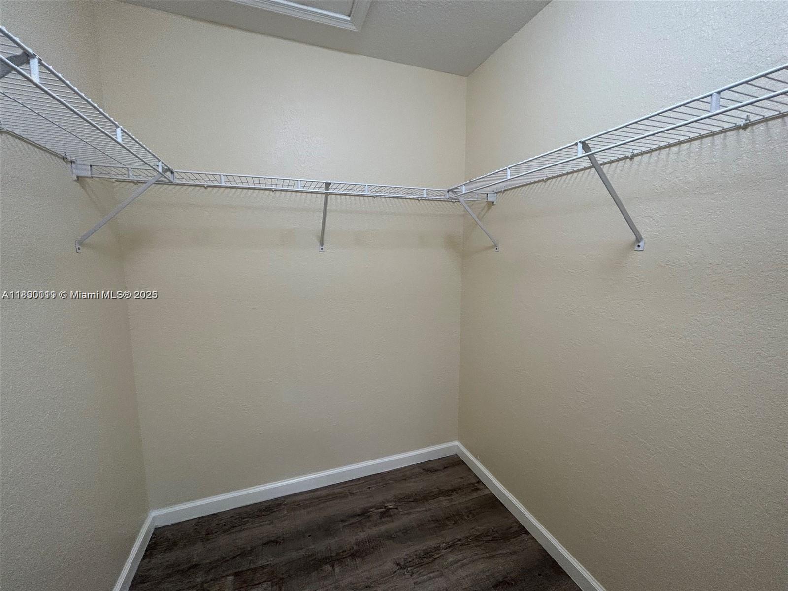 MINI ASSEMBLAGE PUD 1 - Residential Lease