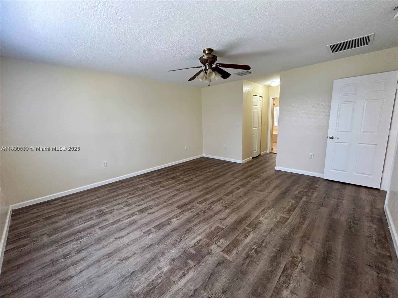 MINI ASSEMBLAGE PUD 1 - Residential Lease