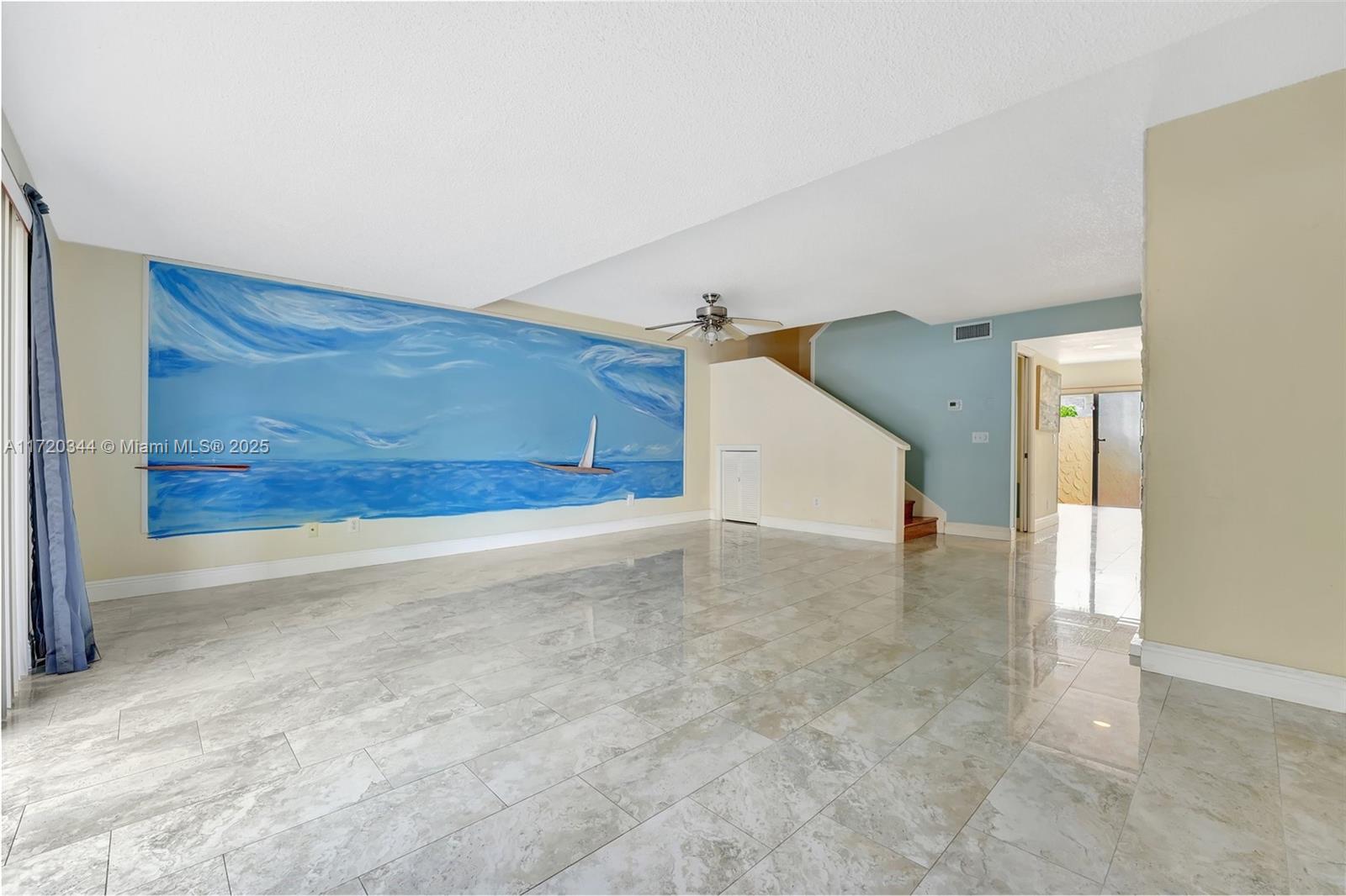 IBIZA CONDO - Residential
