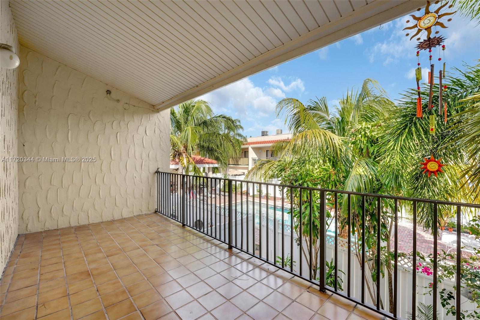 IBIZA CONDO - Residential