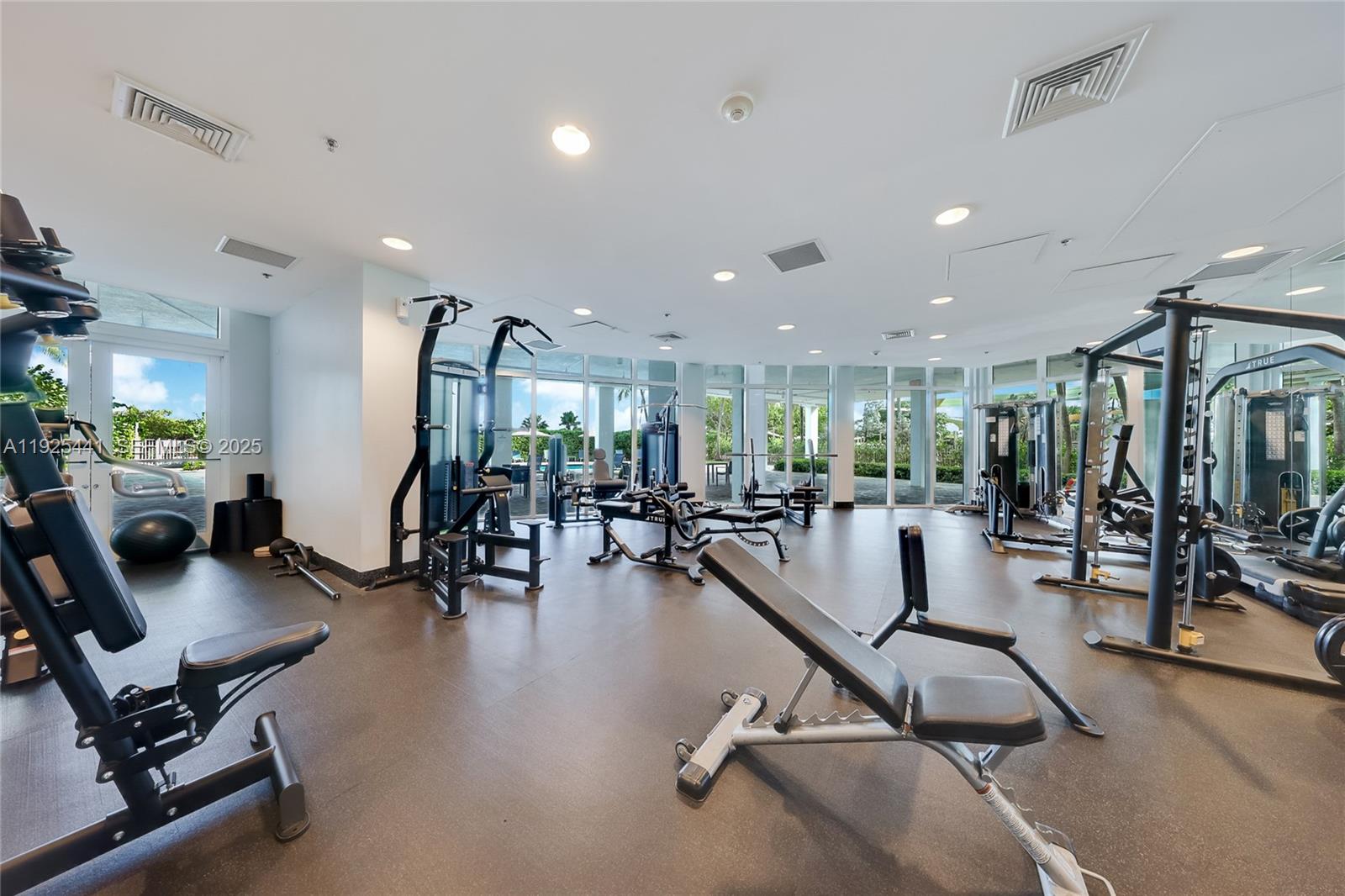 BEL-AIRE ON THE OCEAN CON - Residential