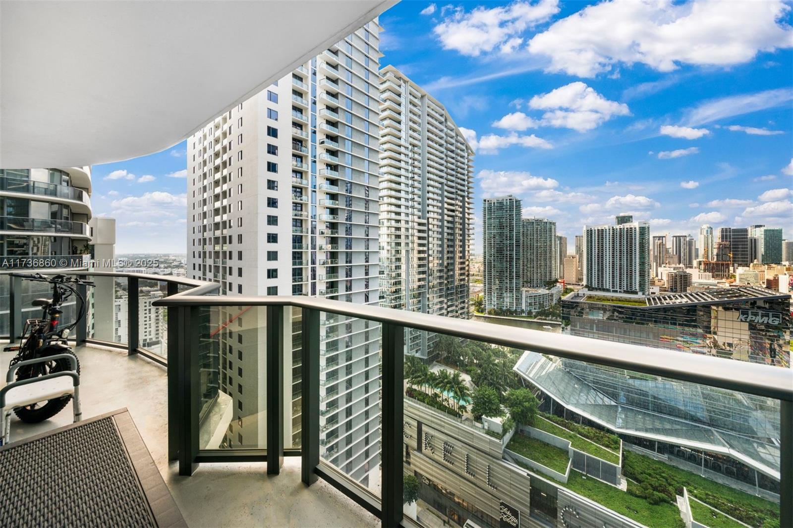 BRICKELL HEIGHTS EAST CON - Residential
