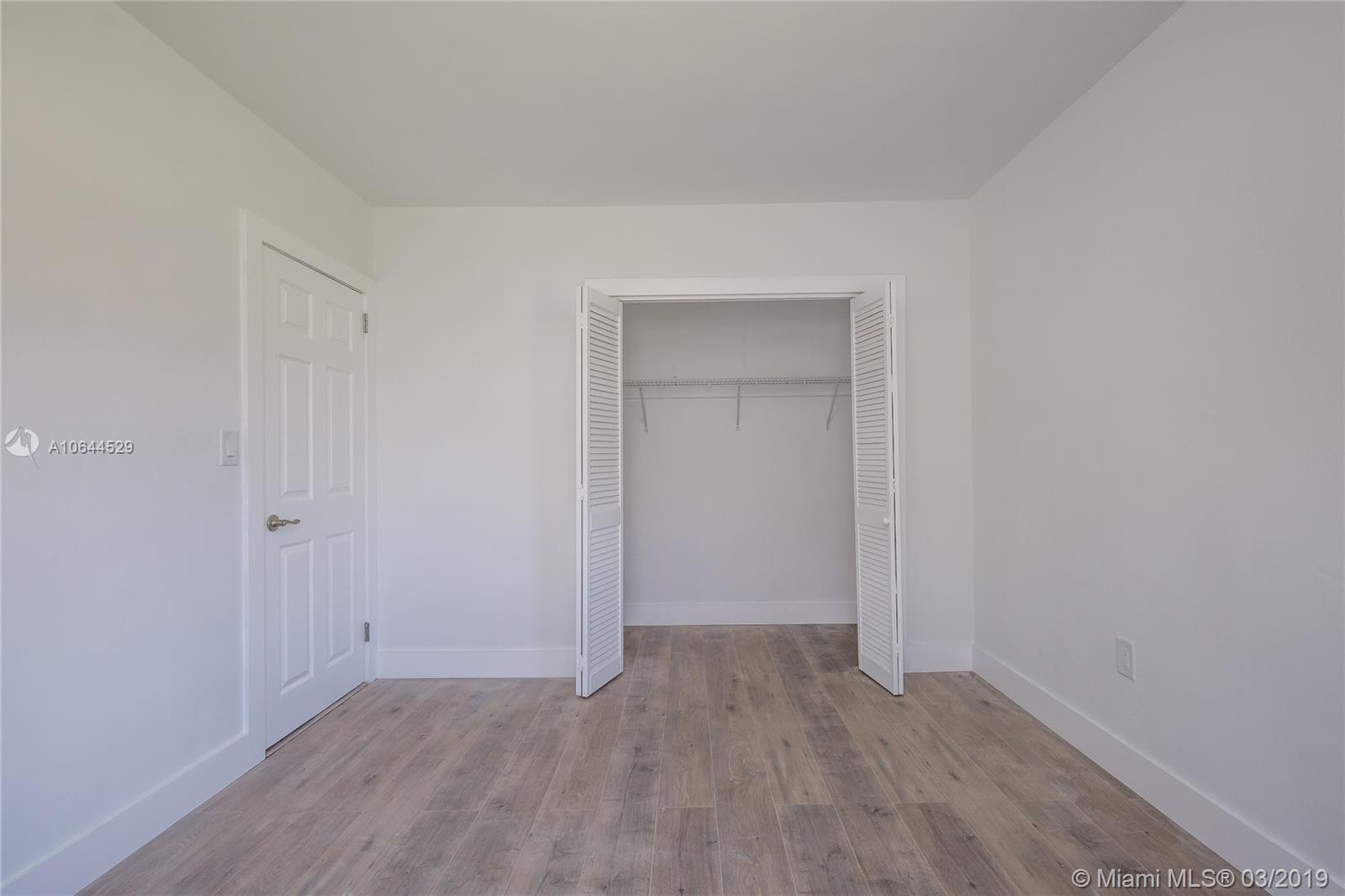 LE JEUNE MANORS - Residential