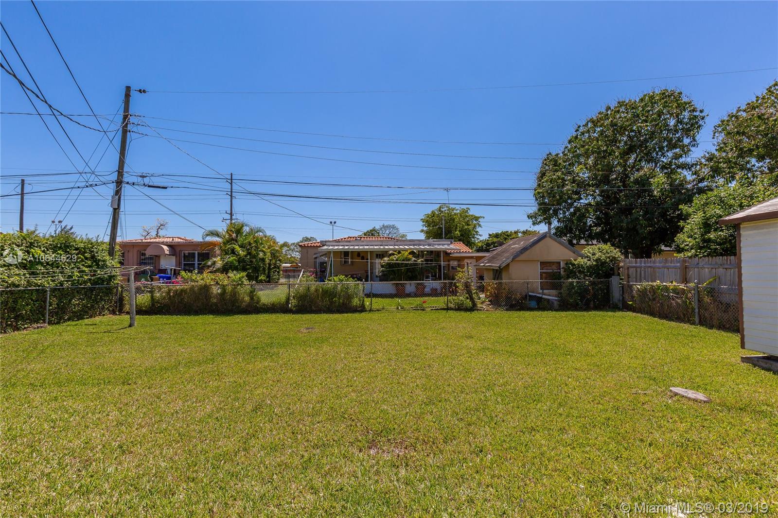 LE JEUNE MANORS - Residential
