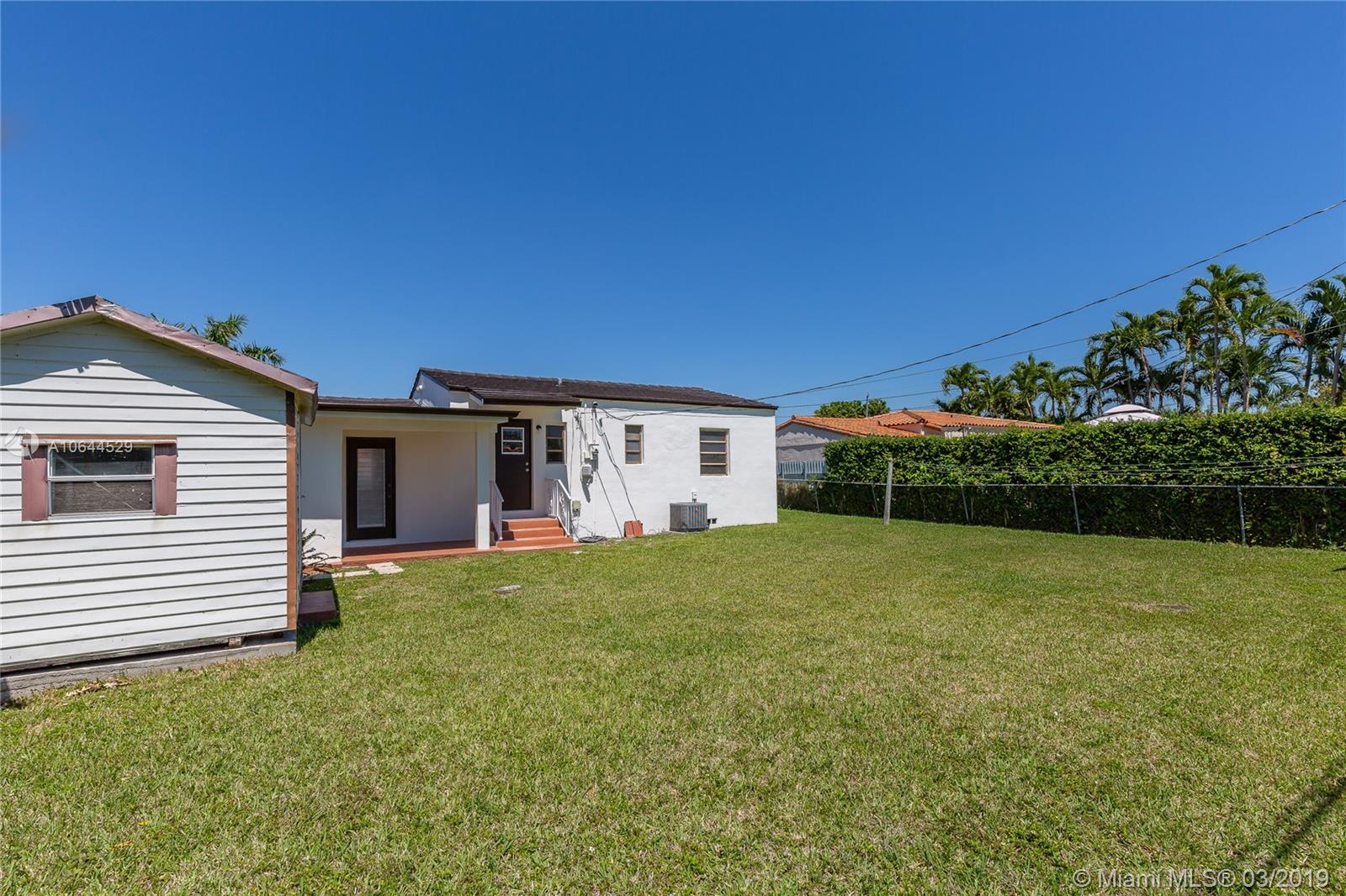 LE JEUNE MANORS - Residential