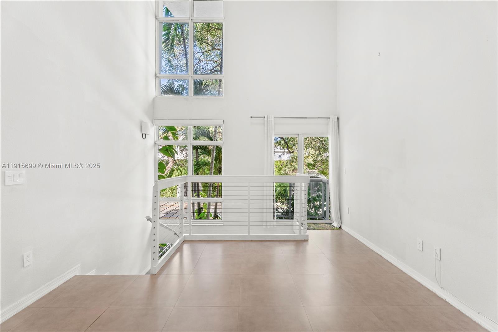 1853 Jefferson Ave 6