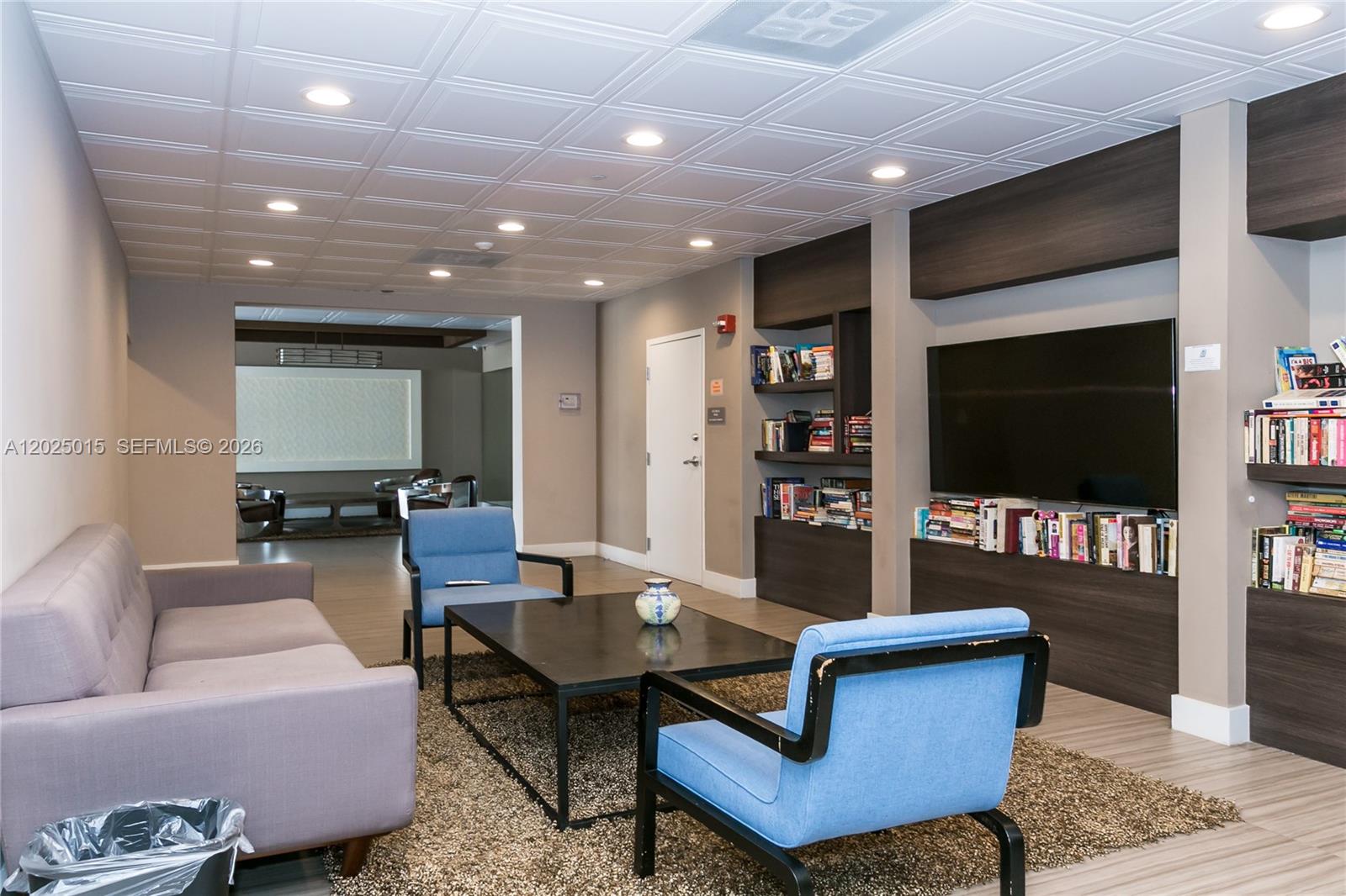 AVENTURA ELDORADO CONDO - Residential