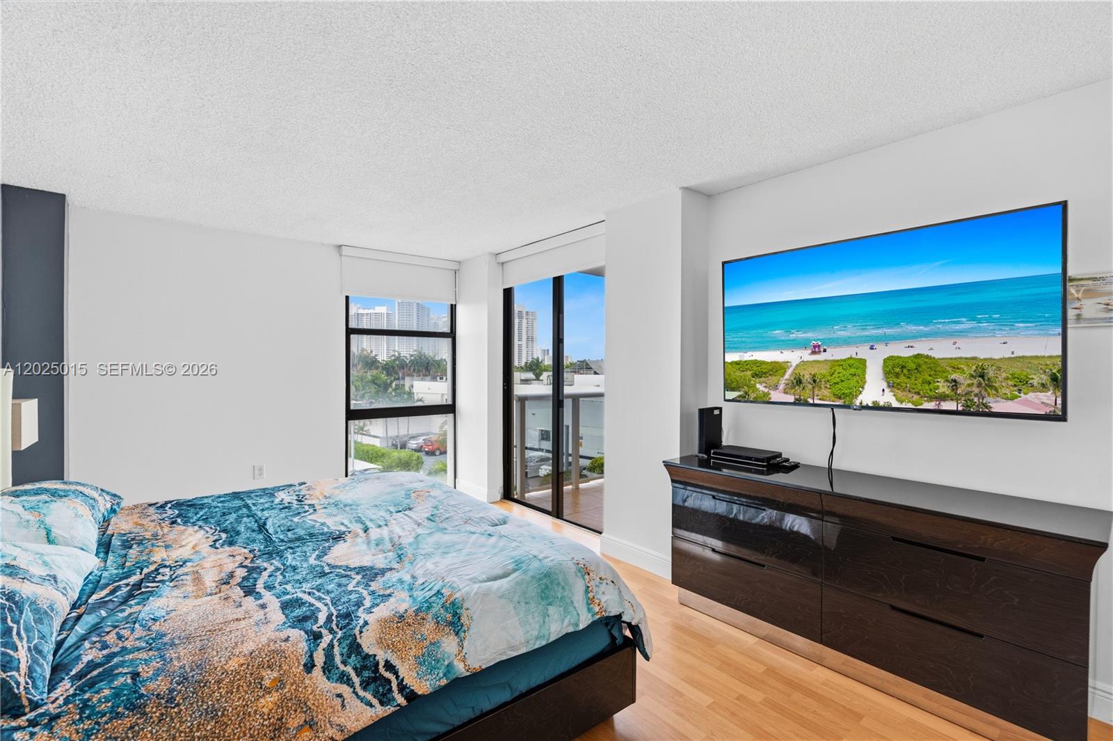 AVENTURA ELDORADO CONDO - Residential