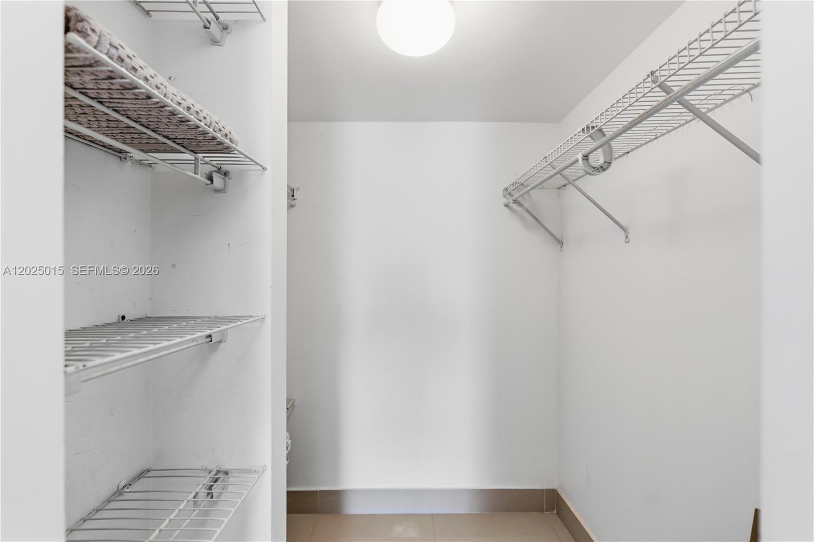 AVENTURA ELDORADO CONDO - Residential