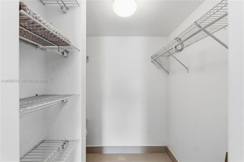Tiny photo for 3625 N Country Club Dr #402, Aventura, FL 33180 (MLS # A12025015)