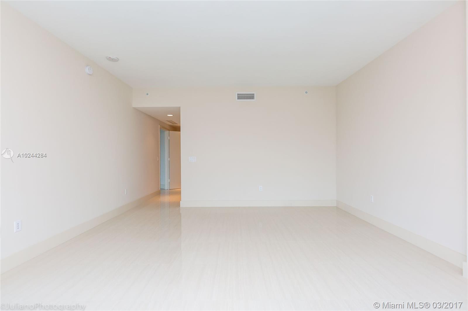 MARINA PALMS RESIDENCES - Residential Lease