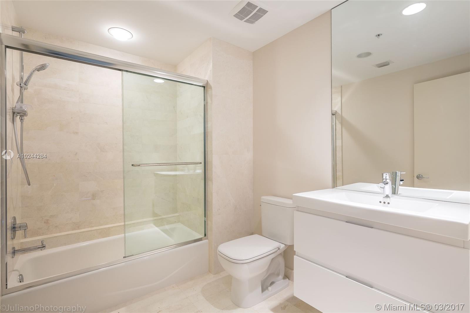 MARINA PALMS RESIDENCES - Residential Lease