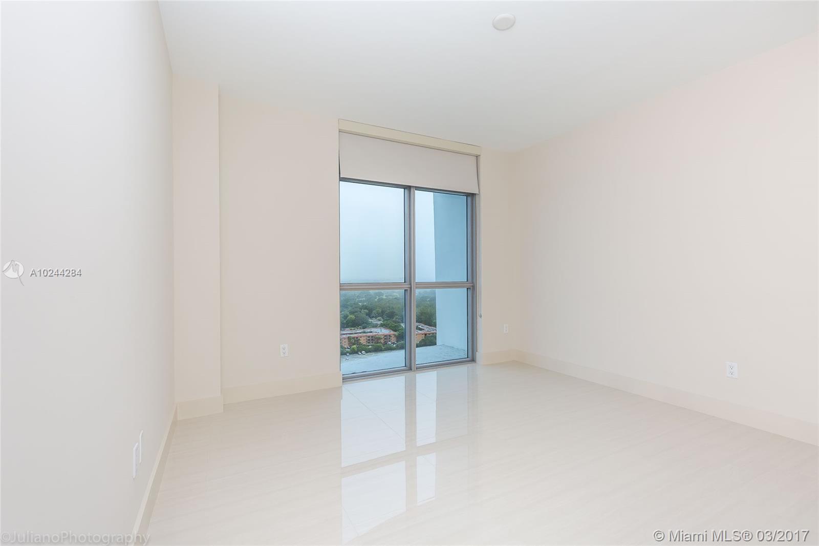 MARINA PALMS RESIDENCES - Residential Lease