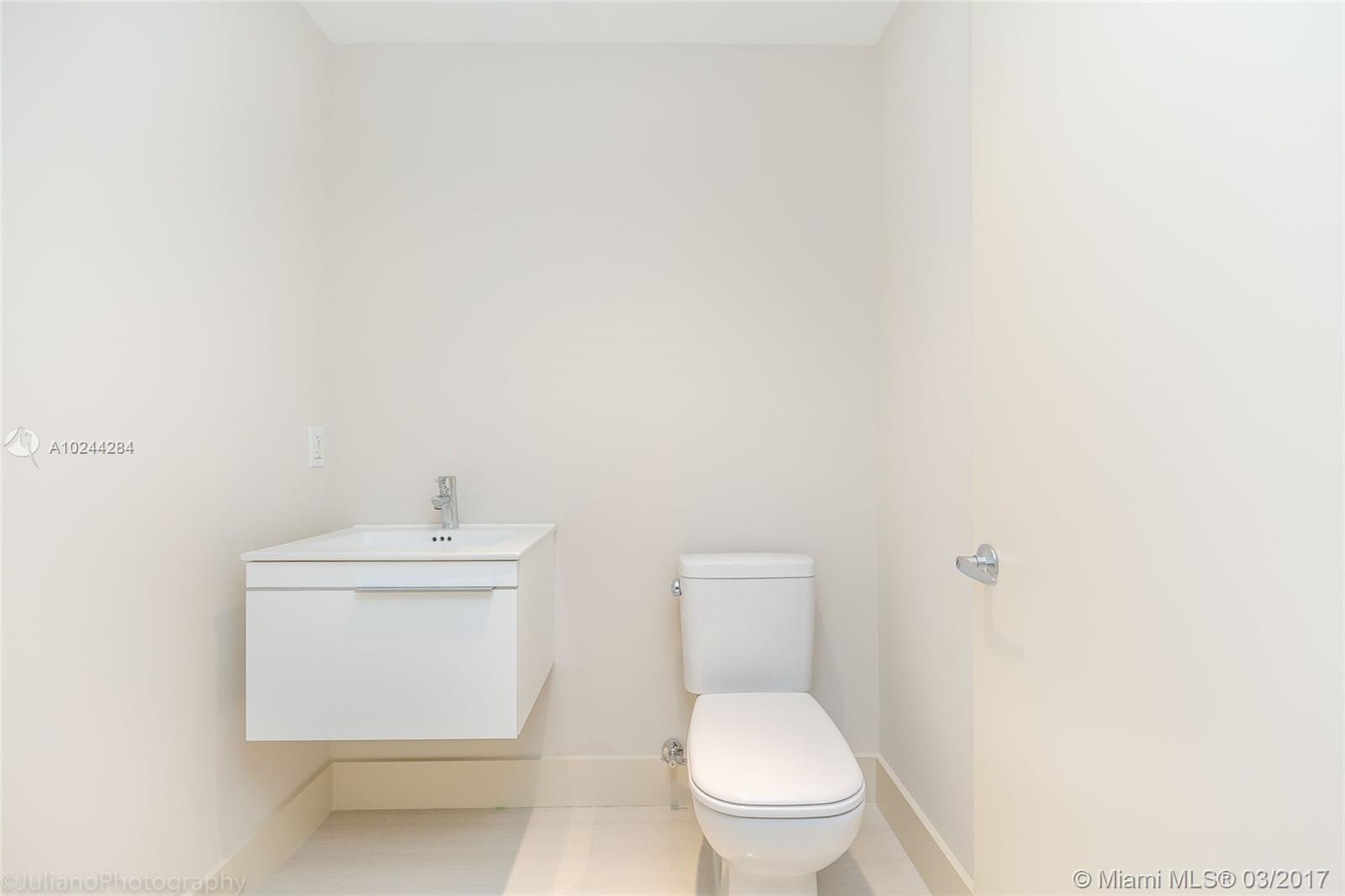 MARINA PALMS RESIDENCES - Residential Lease