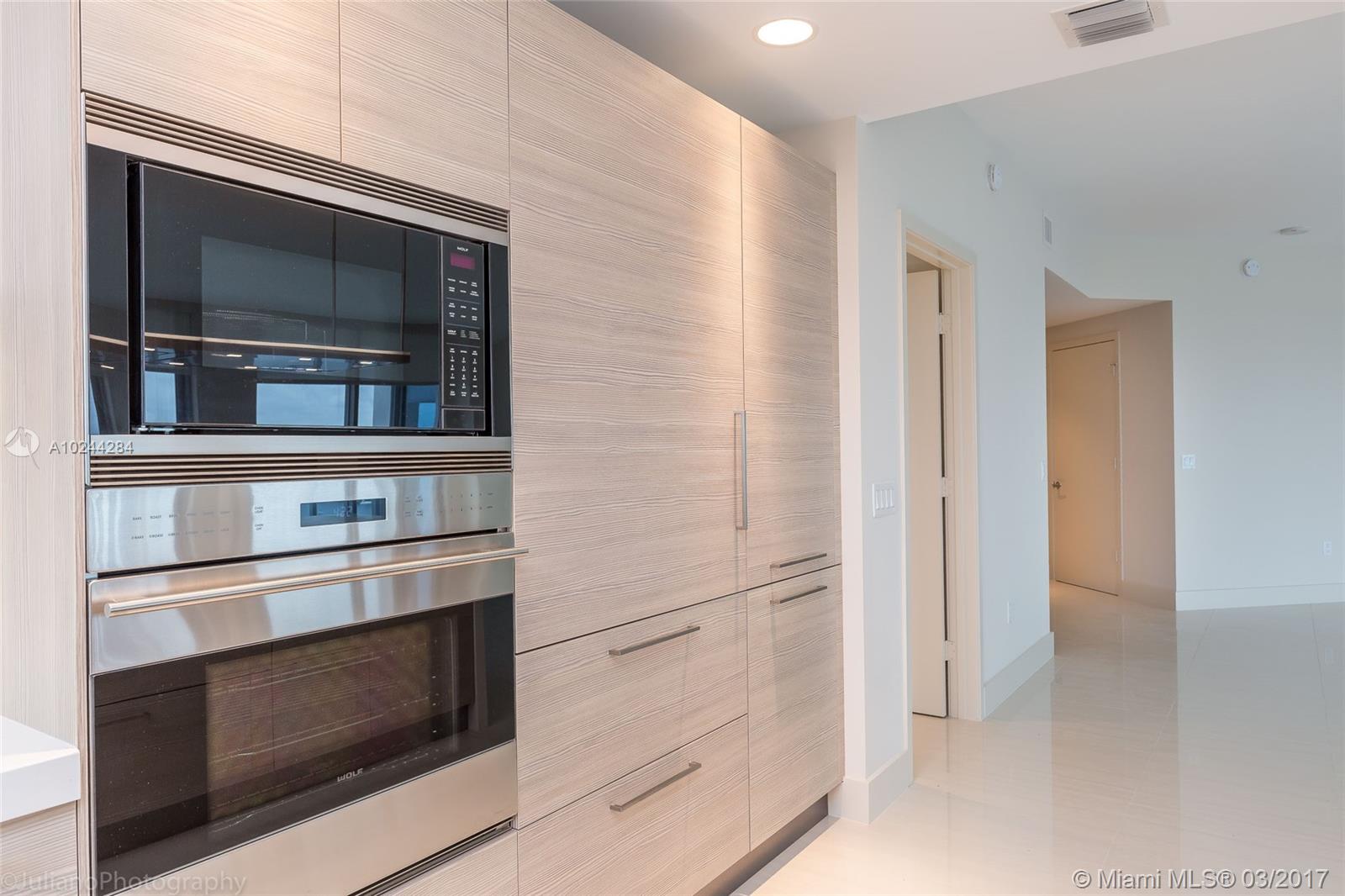 MARINA PALMS RESIDENCES - Residential Lease