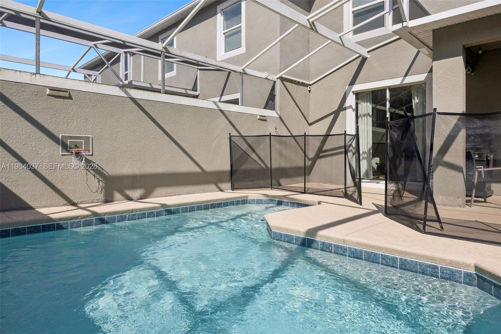 STONEYBROOK SOUTH NORTH - Residential