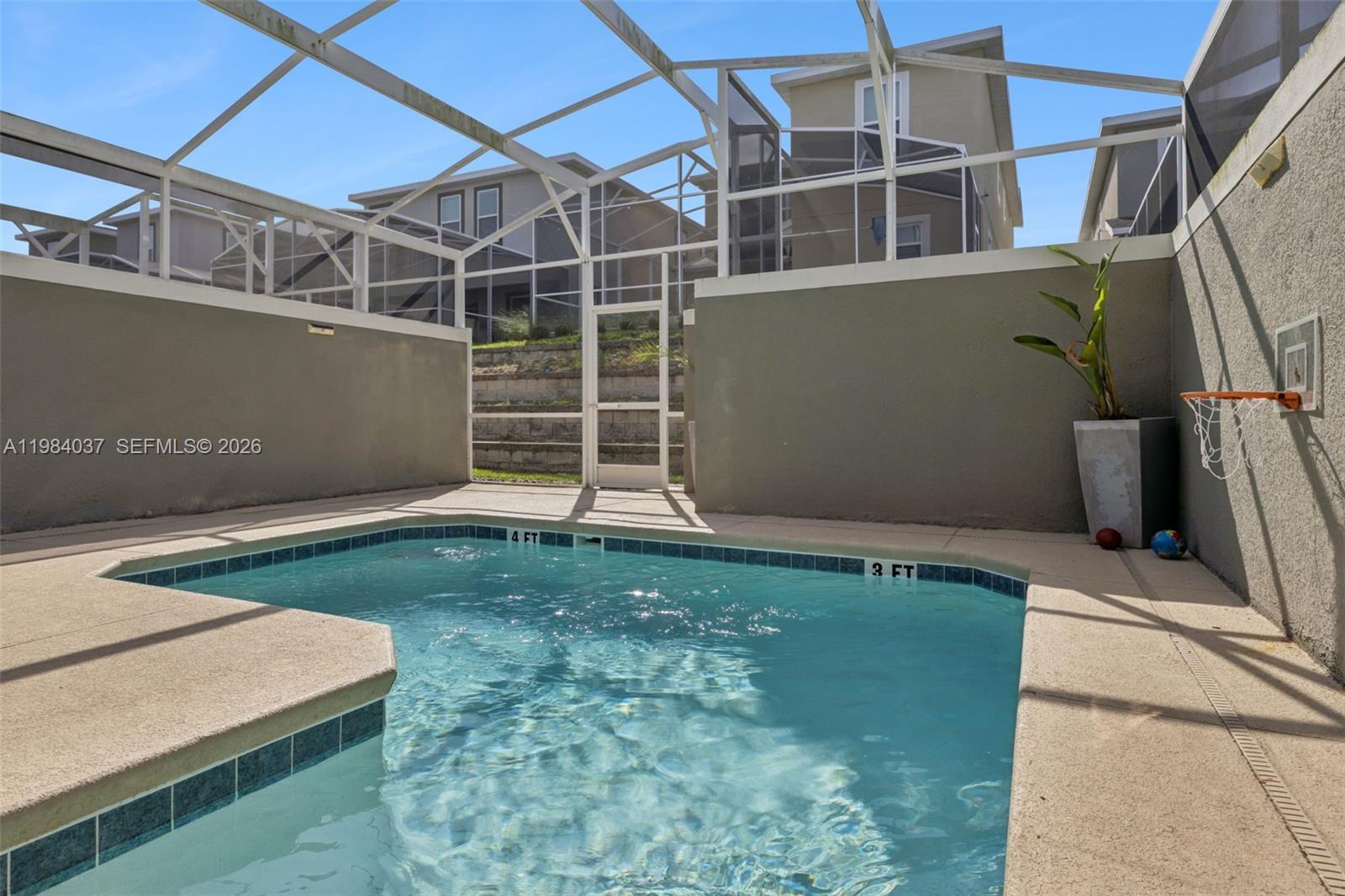 STONEYBROOK SOUTH NORTH - Residential