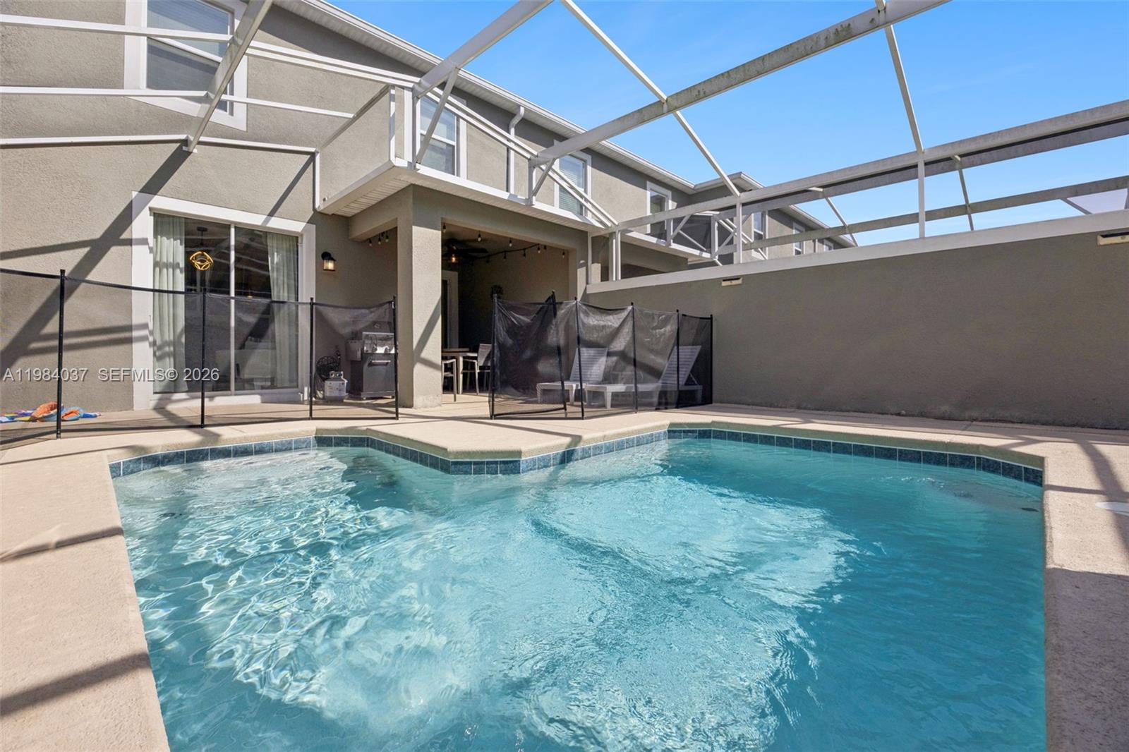 STONEYBROOK SOUTH NORTH - Residential