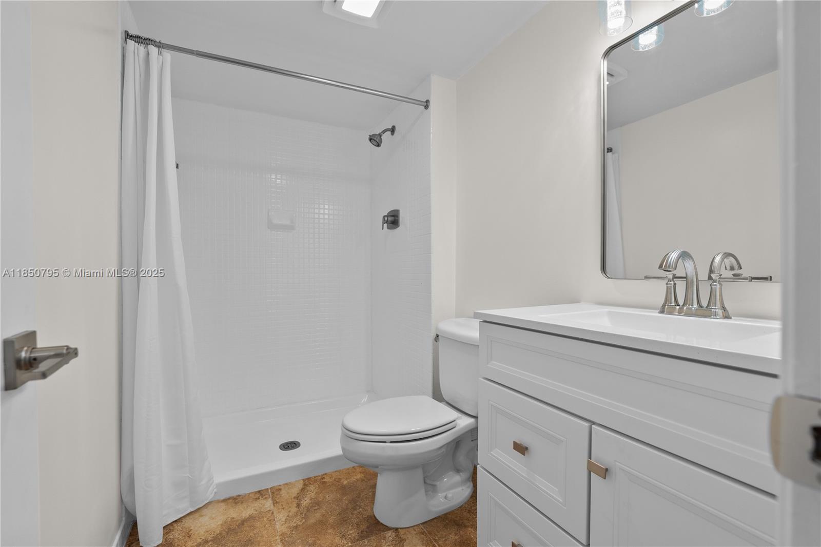 DELVISTA TOWERS CONDO - Residential