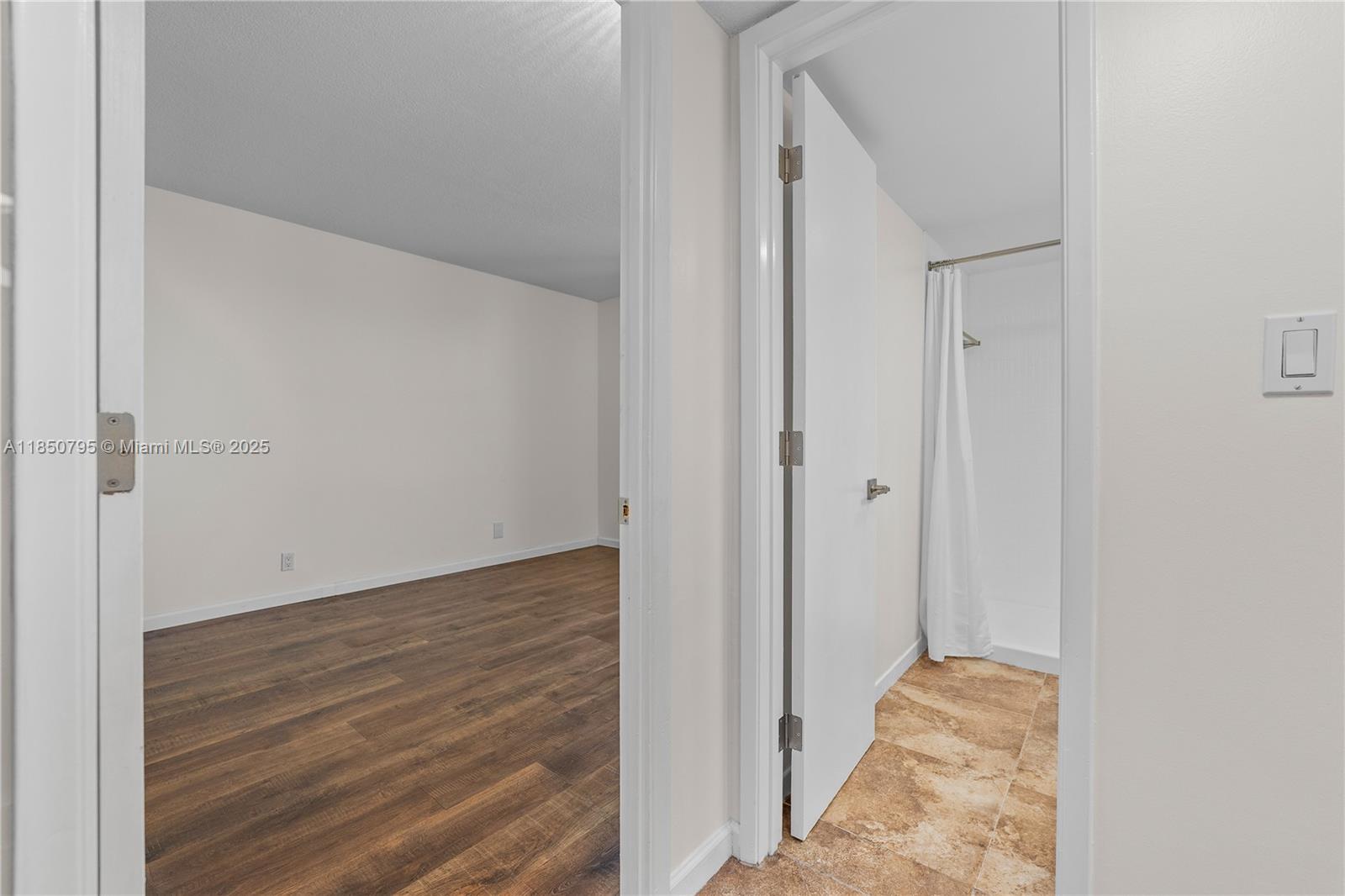 DELVISTA TOWERS CONDO - Residential